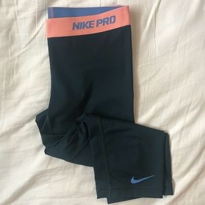 Nike Pants - Nike Leggings Nike Pants - Nike Leggings